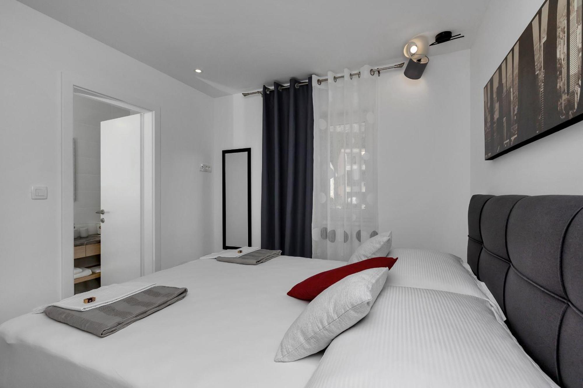 Apartments Strada Tučepi Cameră foto