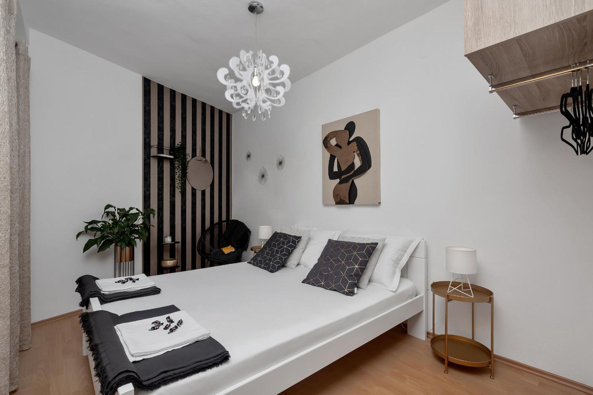 Apartments Strada Tučepi Cameră foto