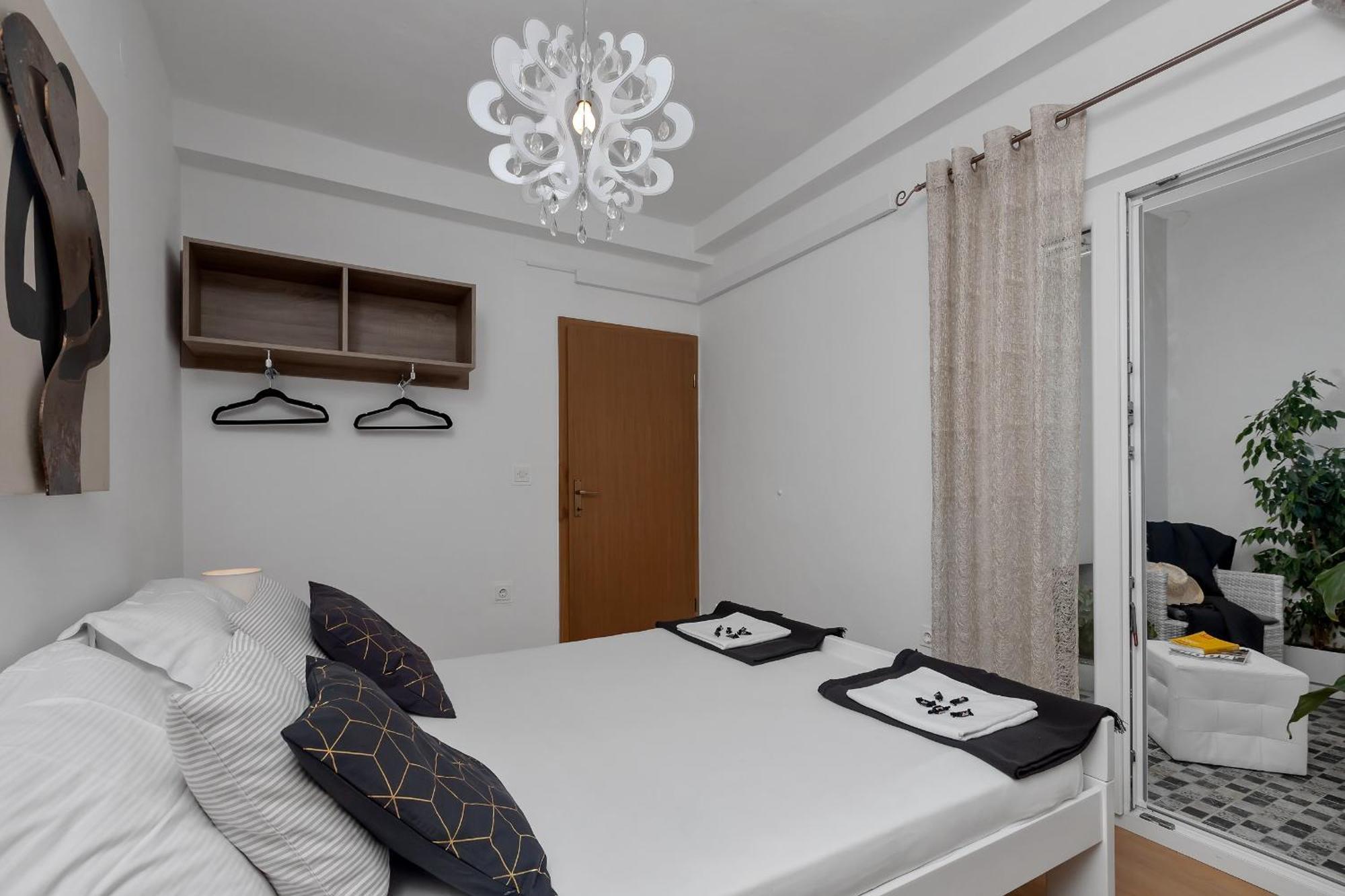 Apartments Strada Tučepi Cameră foto